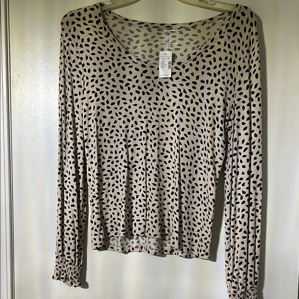 Leopard Print Long Sleeve Top